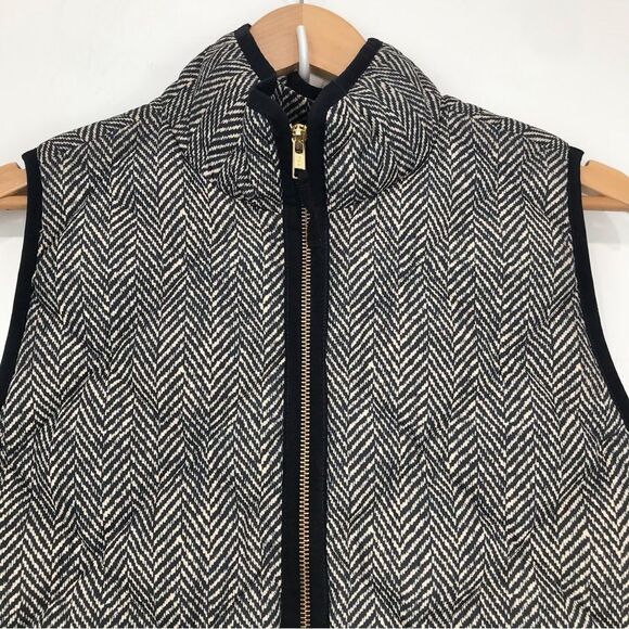 J. Crew Black Tan Herringbone Printed Quilted Puffer Zip Front Vest - Picture 8 of 16
